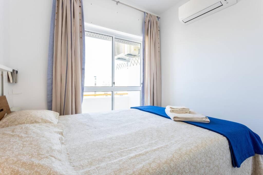 Cozy Ap Renovado 1ª Linha De Praia - Armacao Pera Armação de Pêra المظهر الخارجي الصورة